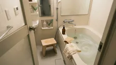 温泉に行けない冬の夜でも、おうちで“九州の湯”。白濁とろみ湯の楽しみ方と安全ポイント